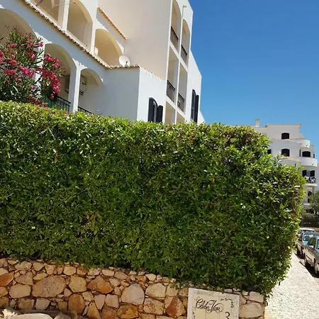 Апартаменти Magnifique Vue Mer Praia Do Vau